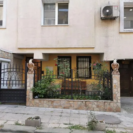 Simona Apartment